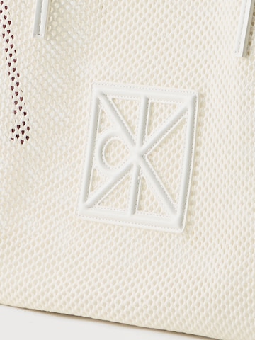 Calvin Klein Μεγάλη τσάντα σε λευκό