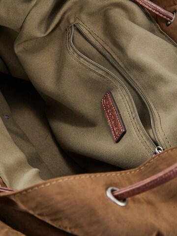 TOM TAILOR Rucksack 'Tom' in Braun