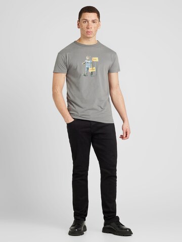 Derbe Shirt 'Bärlin Leaving' in Grey