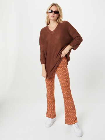 Pull-over oversize 'Vera' Noisy may en marron