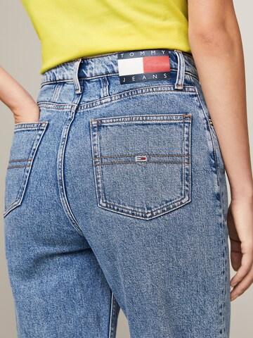 zils Tommy Jeans Vaļīgs piegriezums Džinsi 'MOM JeansS'