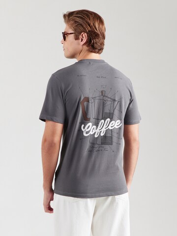BLEND - Camiseta 'BHKEYON' en gris: frente