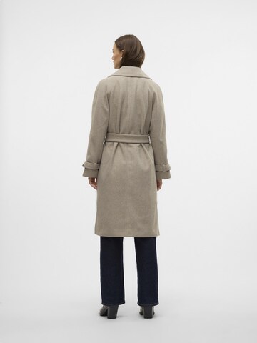 VERO MODA Overgangsfrakke 'POPMILEY' i beige