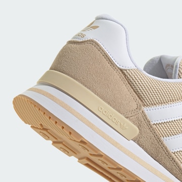 bēšs ADIDAS ORIGINALS Zemie brīvā laika apavi 'ZX 500'