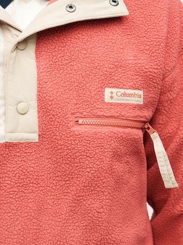 COLUMBIA Αθλητικό πουλόβερ 'Helvetia II' σε κόκκινο