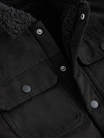 Next Jacke in Schwarz