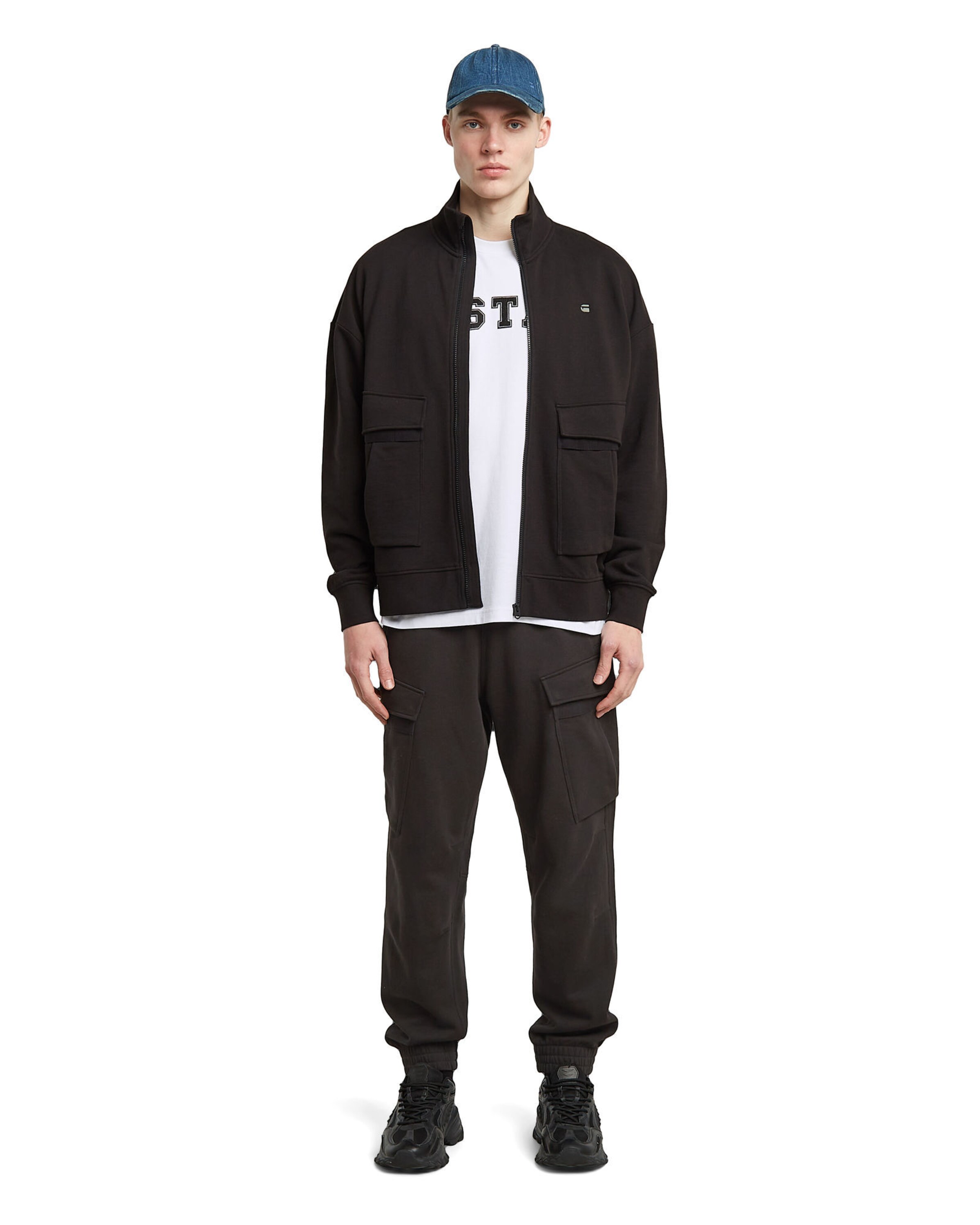 G-STAR Tapered Cargohose in Schwarz