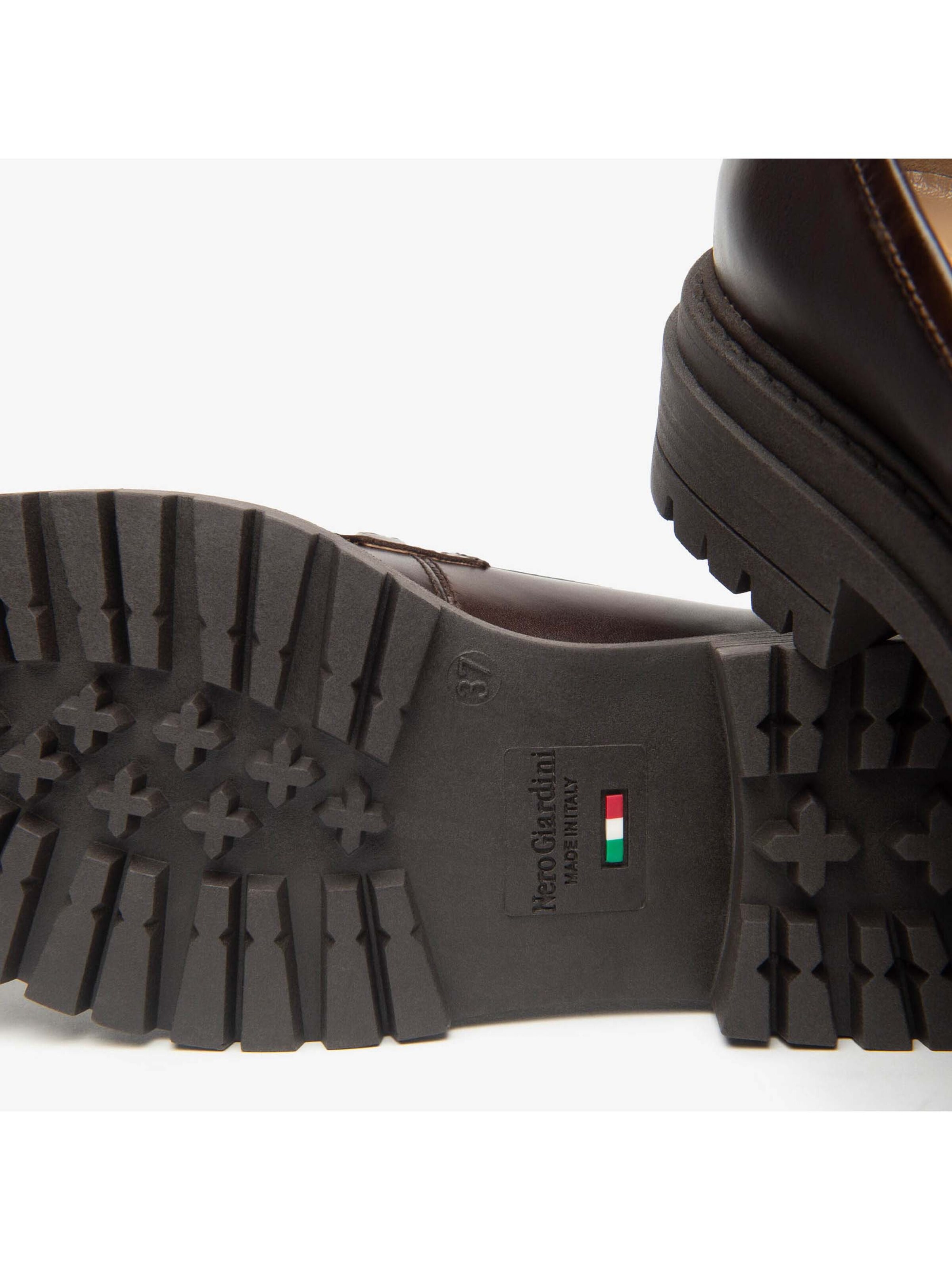 Nero Giardini Instappers 'Edge Handles Tr Folgaria 9120/009' in Bruin