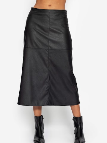 SASSYCLASSY Skirt in Black