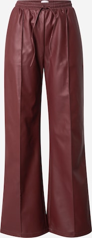 TOPSHOP Regular Suorat housut värissä punainen: etupuoli