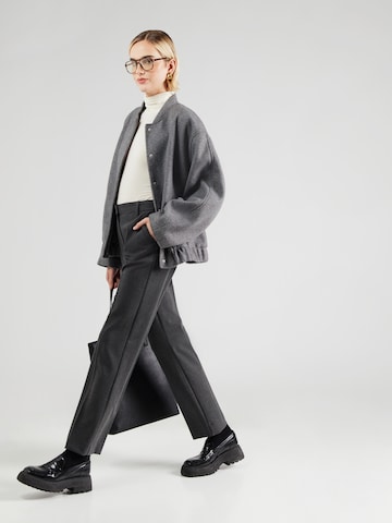 Regular Pantalon à plis 'Hada Henrike' MSCH COPENHAGEN en gris