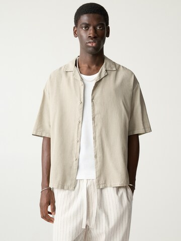 Pull&Bear Comfort fit Button Up Shirt in Beige: front