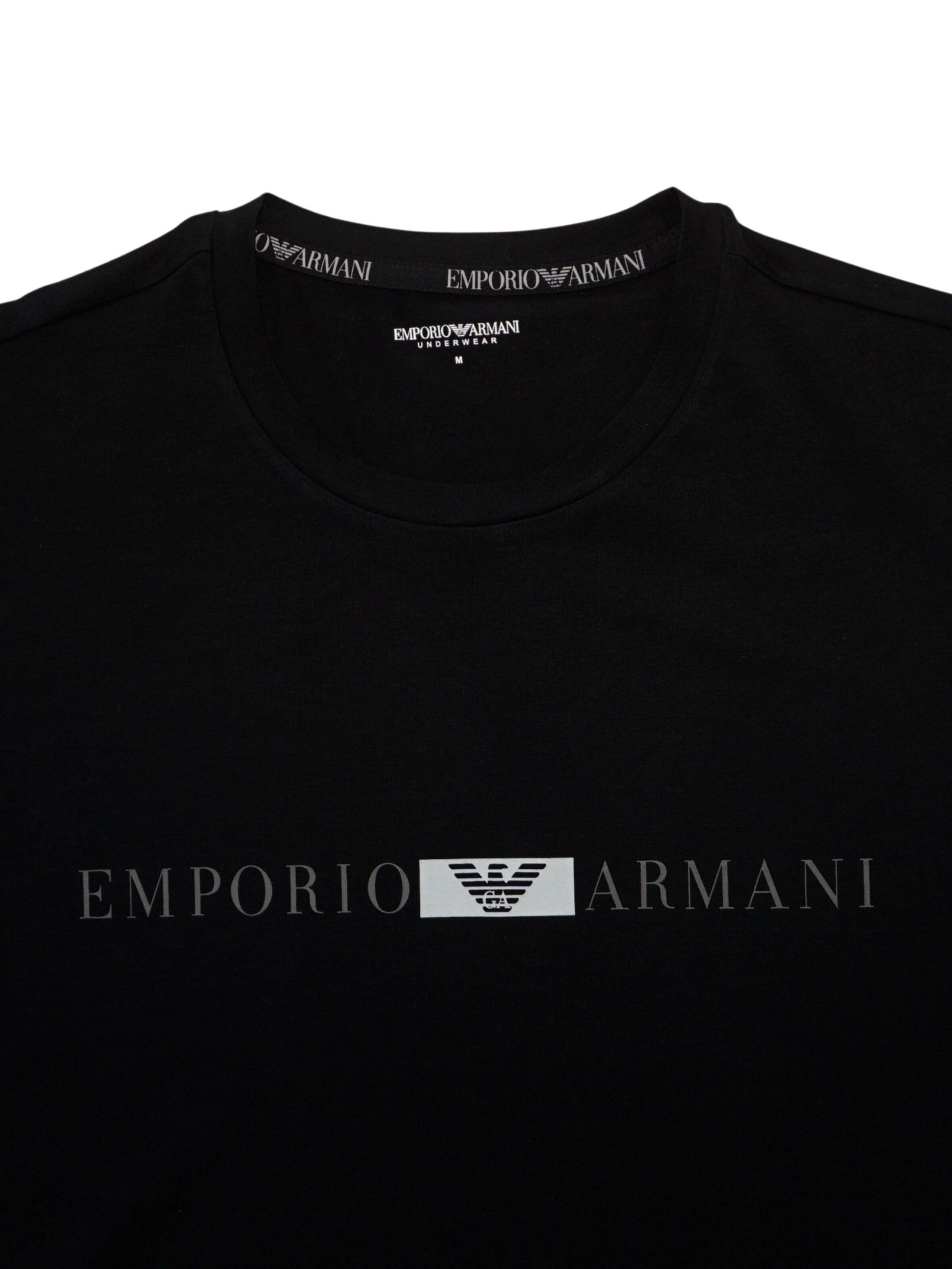 Maglietta di Emporio Armani in nero