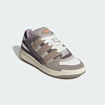 ADIDAS ORIGINALS Platform trainers 'Forum 2000' in White