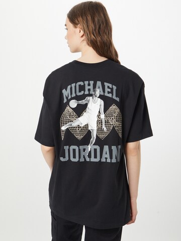Tricou supradimensional de la Jordan pe negru