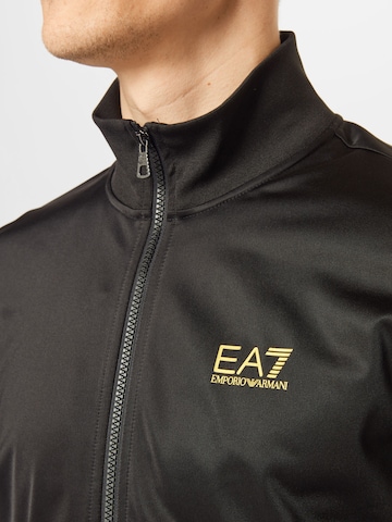 EA7 Emporio Armani Облекло за бягане в черно