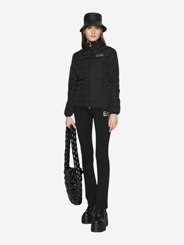 EA7 Emporio Armani - Chaqueta de invierno '8NTB21 TNF8Z' en negro