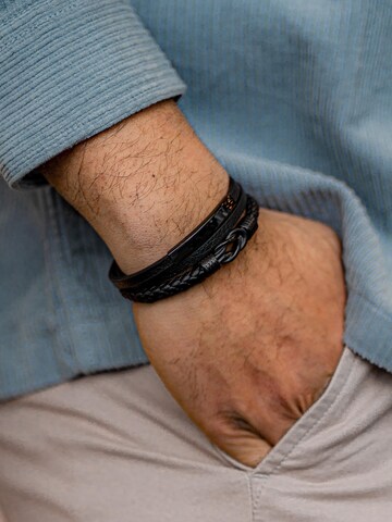 Bracelet 'Proud' SERASAR en noir