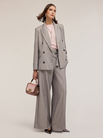 MOTIVI - Blazer en gris