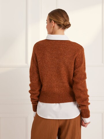 Guido Maria Kretschmer Women Sweater 'Jolina' in Brown: back