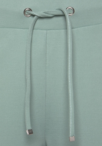 LASCANA Tapered Hose in Grün