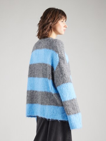 Pull-over TOPSHOP en gris