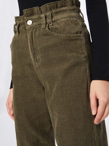 Regular Pantalon 'Lara Veluto' FREEMAN T. PORTER en vert