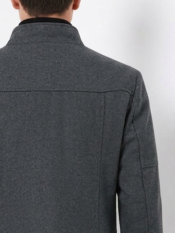 Cappotto invernale 'Nahtverlauf' di ALLTHEMEN in grigio