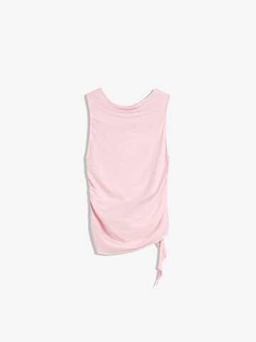 Top de la Bershka pe roz