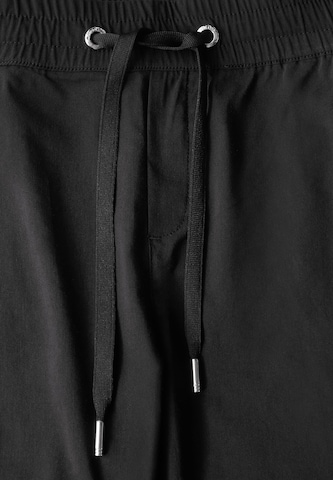STREET ONE Slim fit Pants in Black