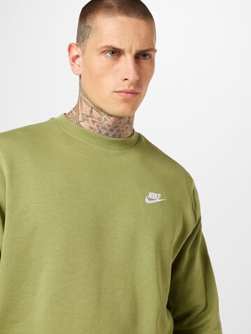 Bluză de molton de la Nike Sportswear pe verde