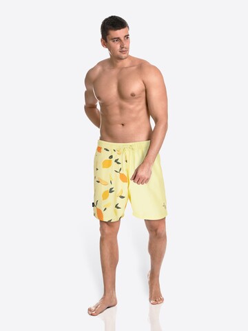 SPITZBUB Badeshorts in Gelb