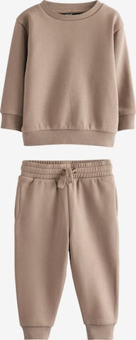 Next Set - Hnedá: predná strana