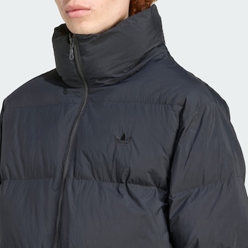 ADIDAS ORIGINALS Tussenjas in Zwart