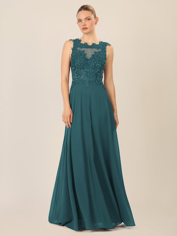 APART Evening Dress in Green: front