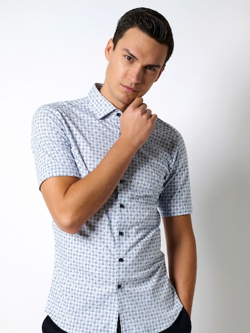 DESOTO Slim fit Button Up Shirt in Blue: front