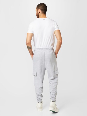 BURTON MENSWEAR LONDON Tapered Cargo trousers in Grey