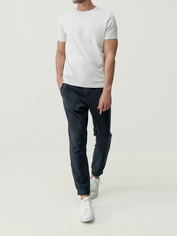 Born Living Yoga Shirt 'Cott_Free' in Wit