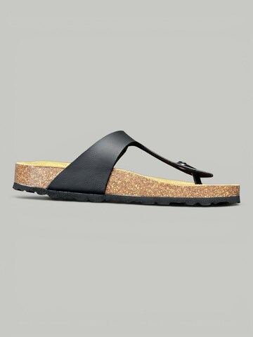 salzhaut T-bar sandals in Black: front
