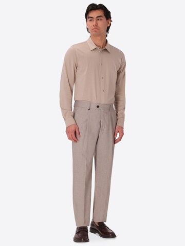 regular Pantaloni con piega frontale 'ACANTO' di Distretto12 in beige: frontale