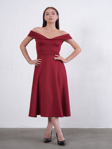 WOMAN VISION Koktejlové šaty – červená