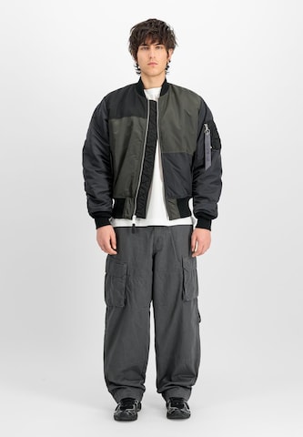 Veste mi-saison 'MA-1' ALPHA INDUSTRIES en noir