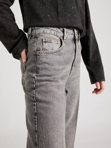 Largi Jeans de la TOPSHOP pe gri