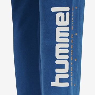 Hummel Regularen Športne hlače 'Manfred' | modra barva