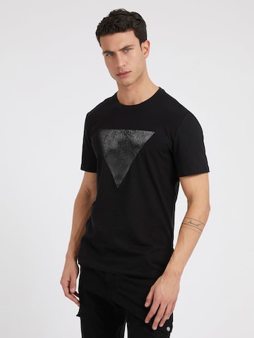 Tricou de la GUESS pe negru: față