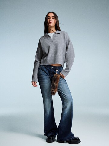 Bershka Pullover in Grau