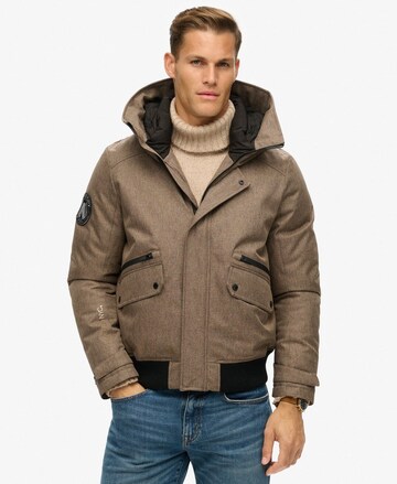 Veste mi-saison Superdry en marron : devant