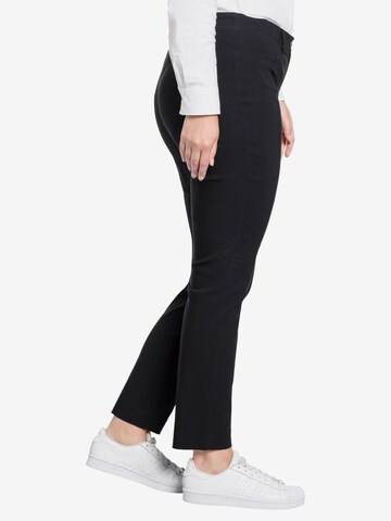 Slimfit Pantaloni di SHEEGO in nero