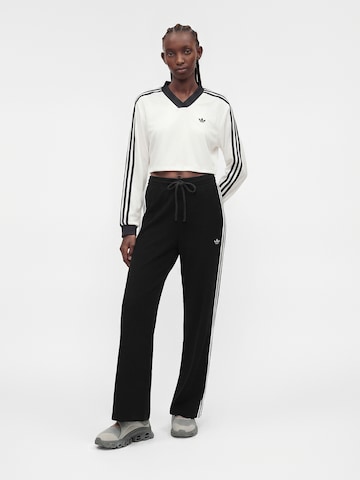 ADIDAS ORIGINALS - Loosefit Calças 'Firebird' em preto