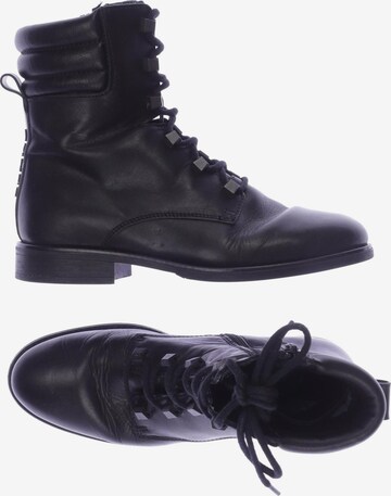 Tommy Jeans Stiefelette 38 in Schwarz: predná strana